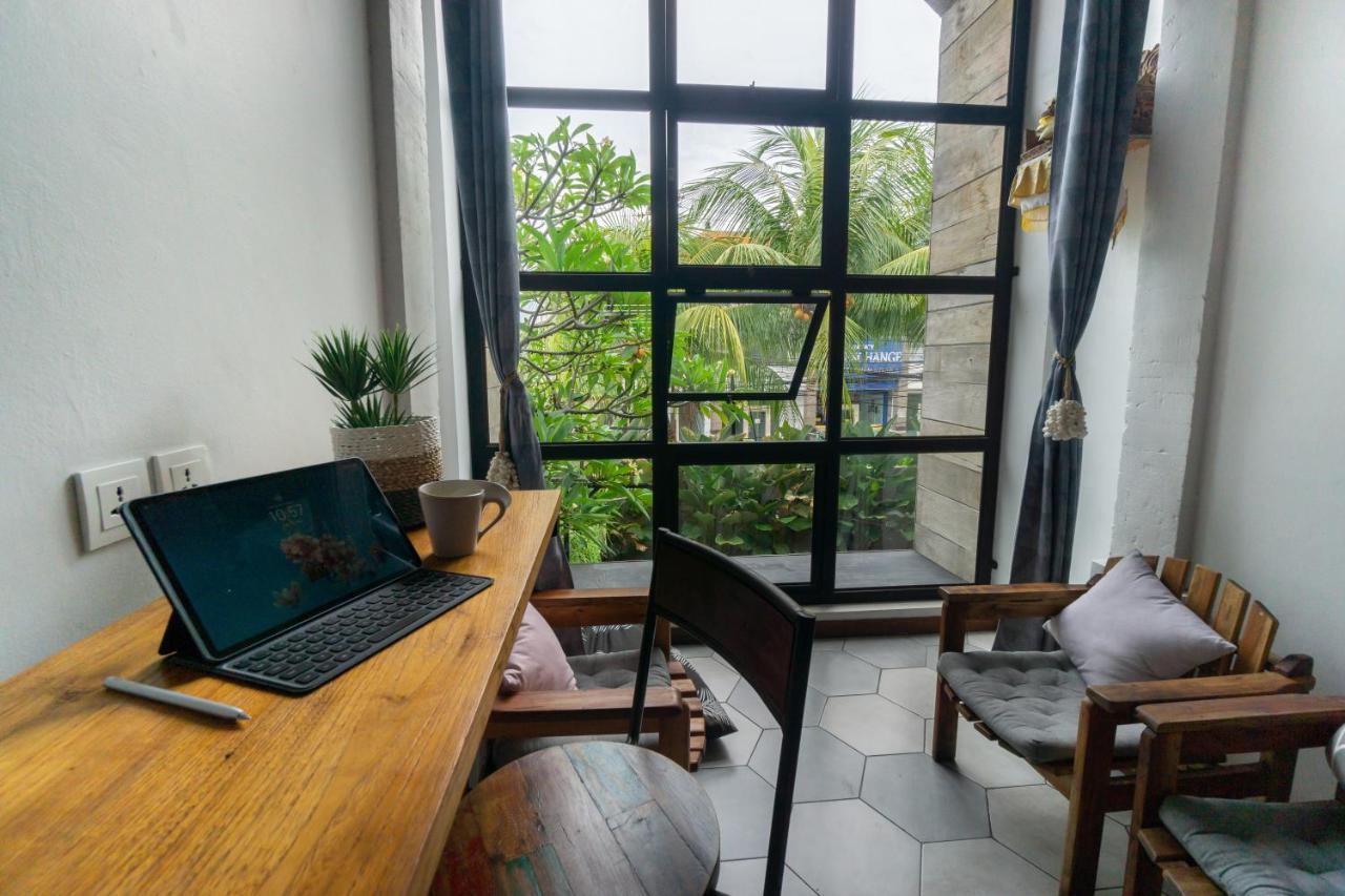 Interconnection Hostel Kuta Lombok Εξωτερικό φωτογραφία
