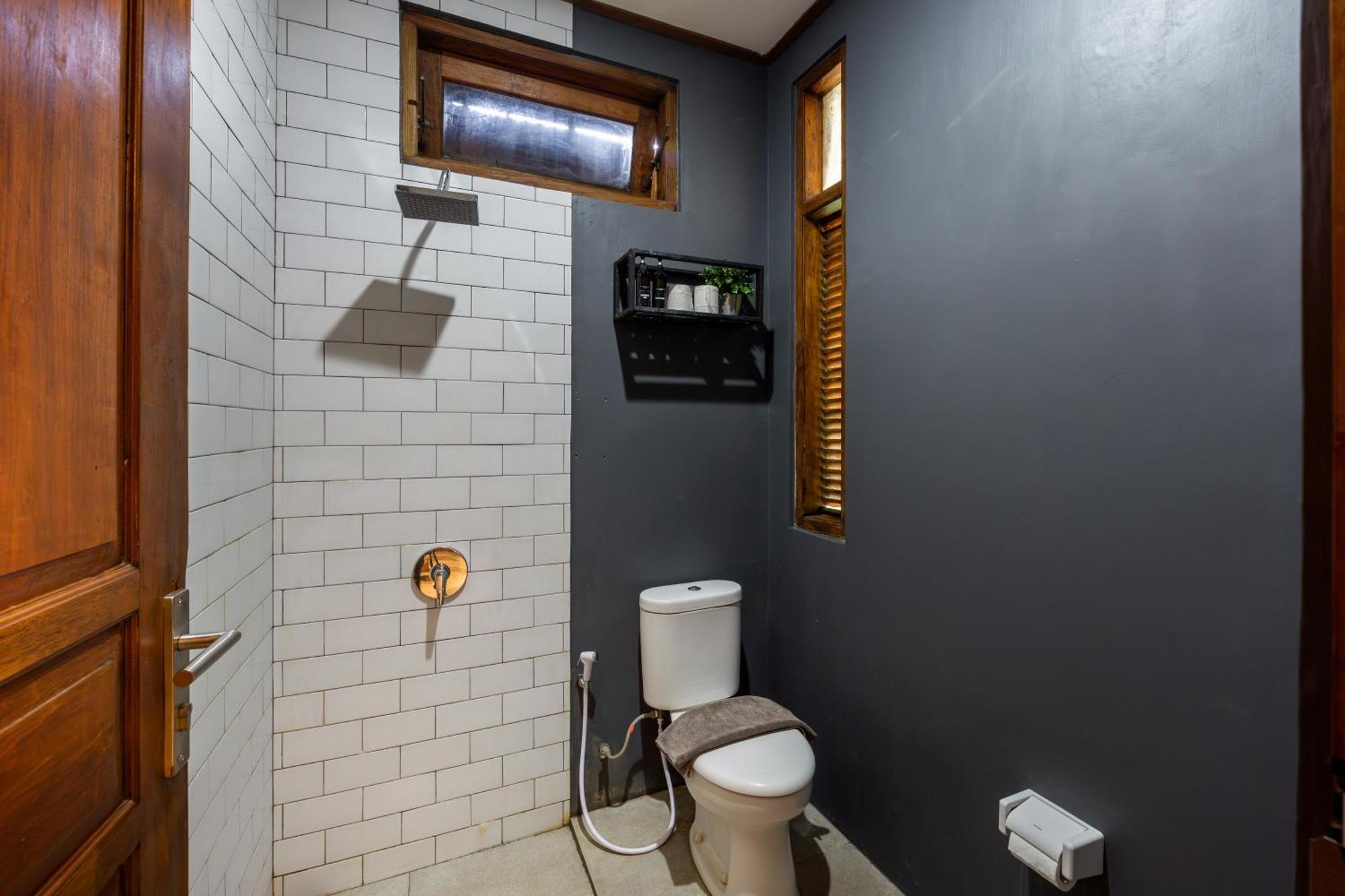 Interconnection Hostel Kuta Lombok Εξωτερικό φωτογραφία
